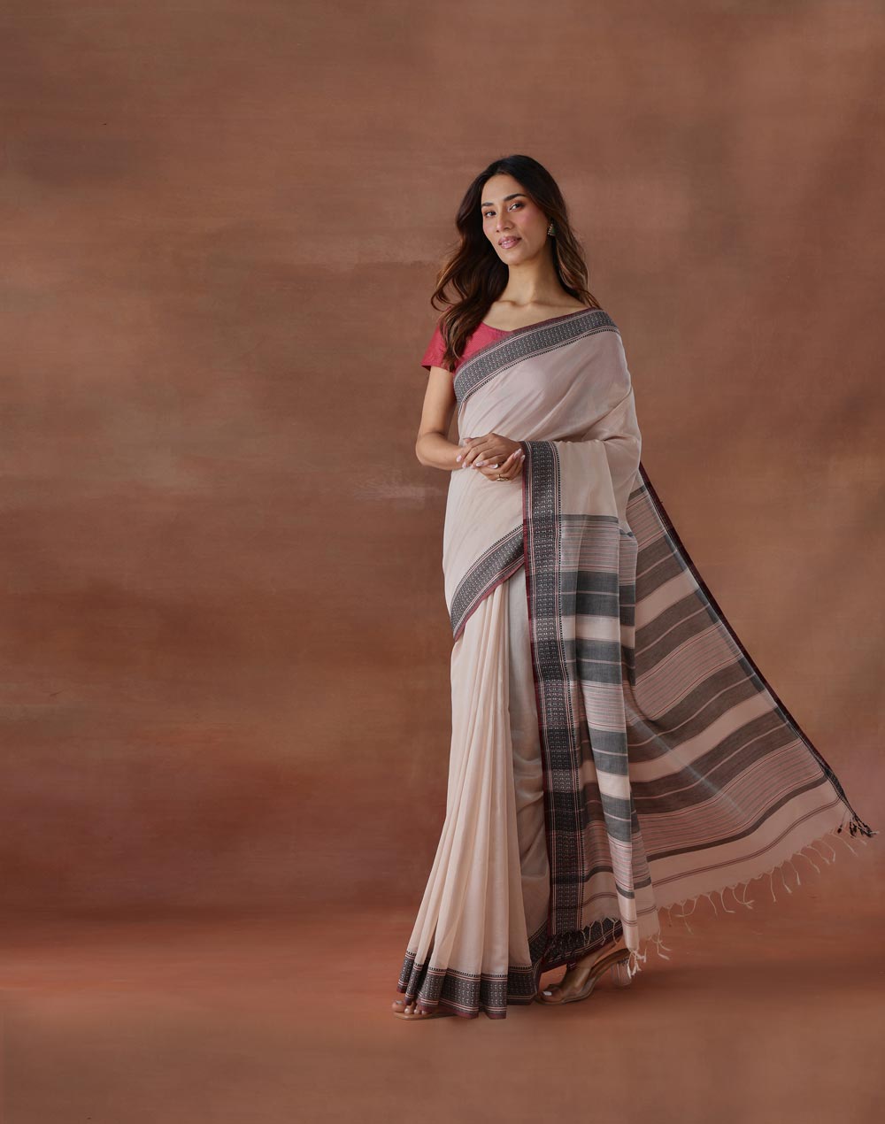 Beige Cotton Silk Blend Woven Wonders Maheshwari Sari