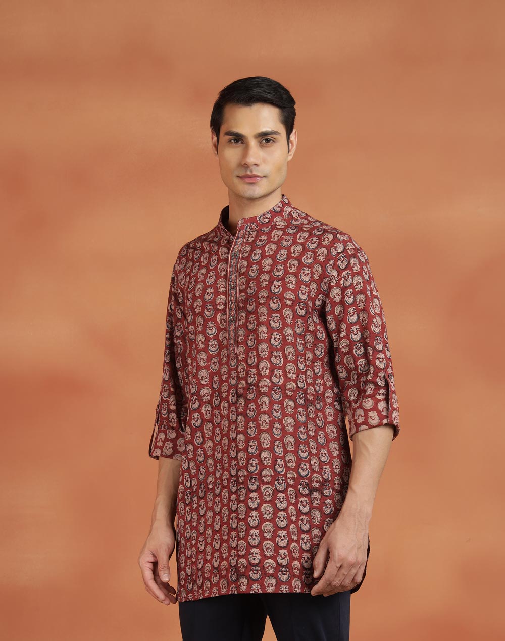 Maroon Cotton Kalamkari Slim Fit Short Kurta