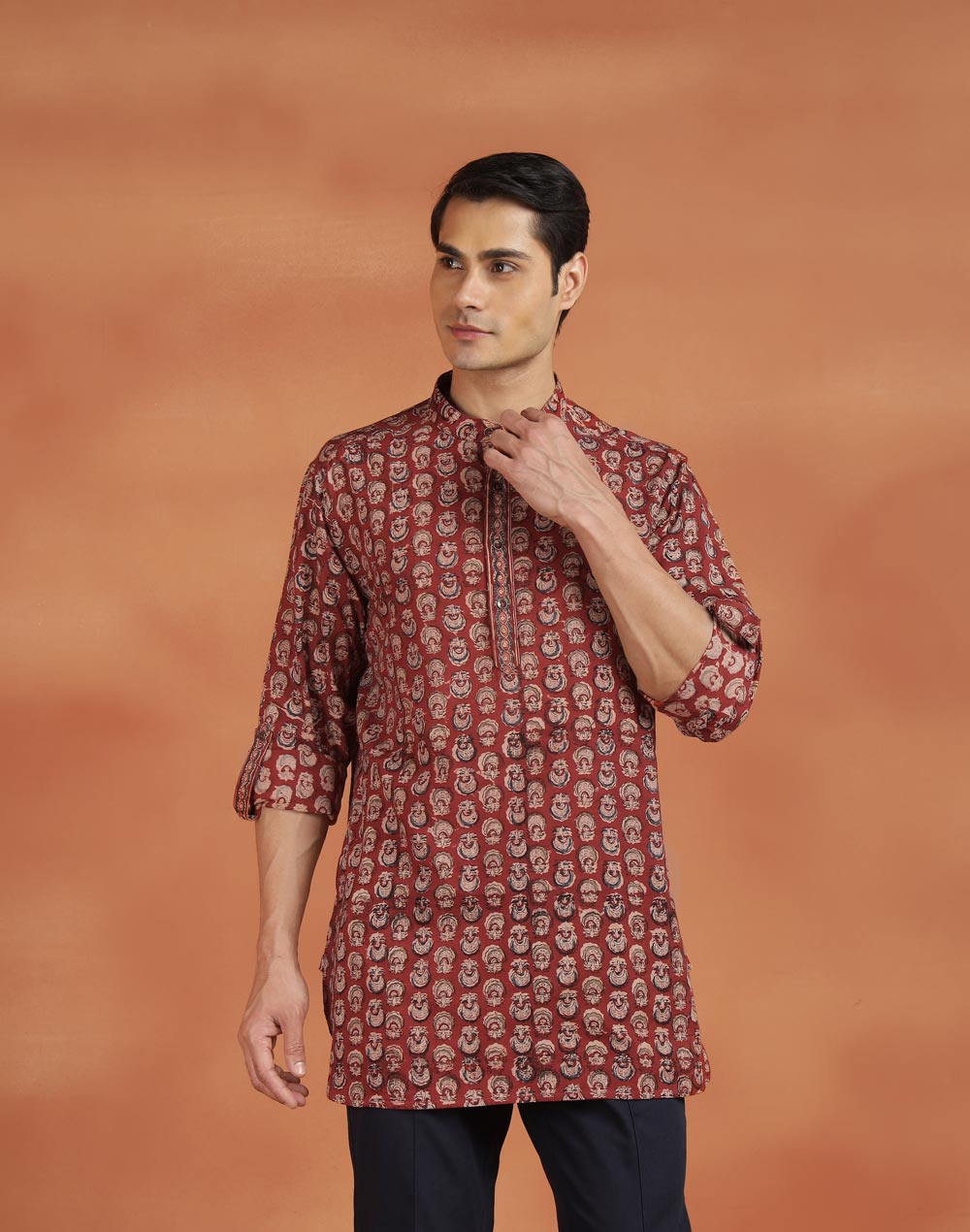 Maroon Cotton Kalamkari Slim Fit Short Kurta