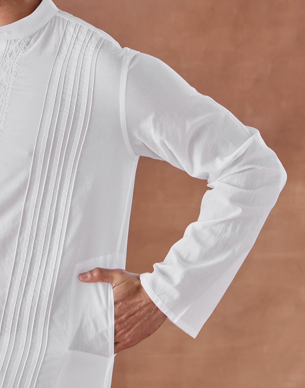 White Cotton Chikankari Slim Fit Long Kurta