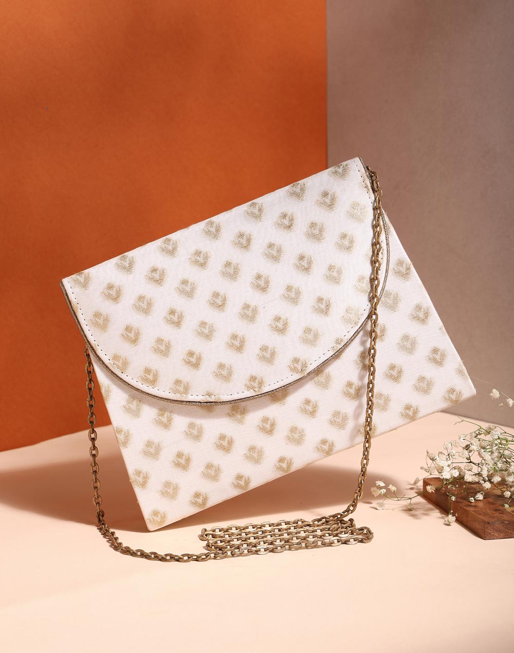 Offwhite Clutch