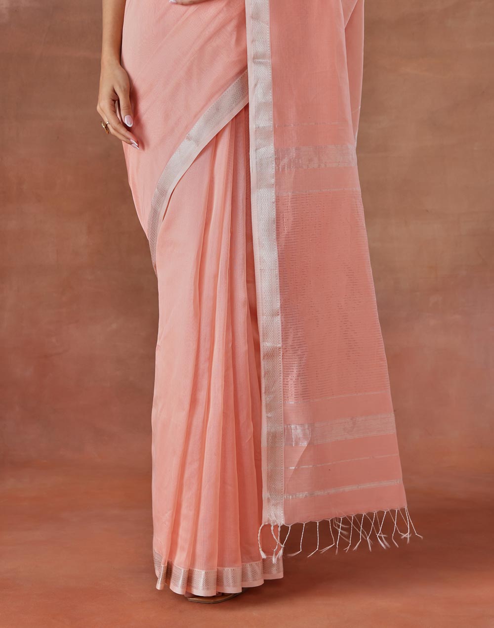 Pink Cotton Silk Blend Woven Wonders Maheshwari Sari