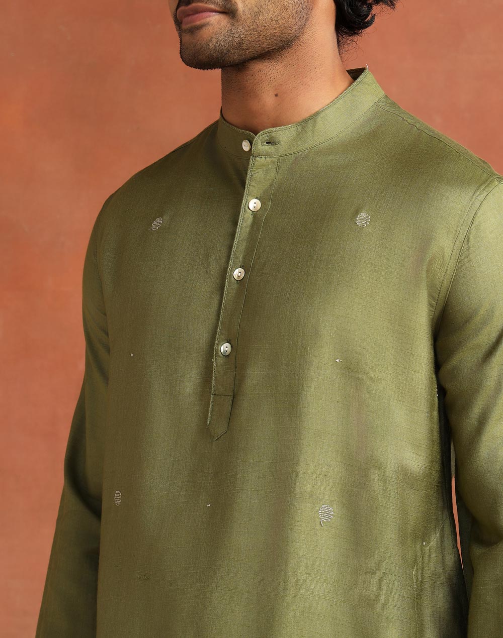 Green Viscose Silk Embroidered Short Kurta