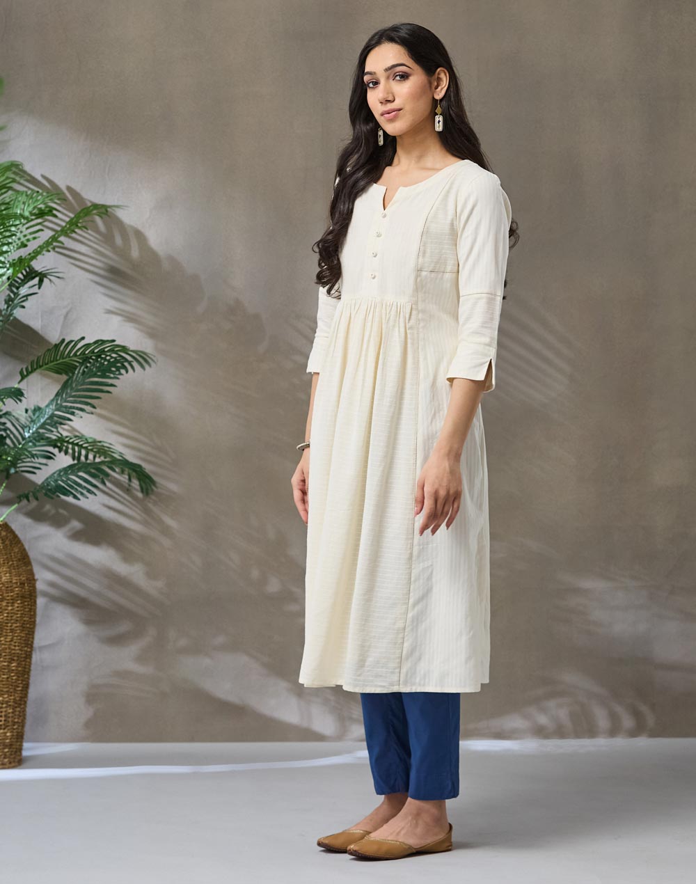 Offwhite Cotton Check Slim Fit Long Kurta