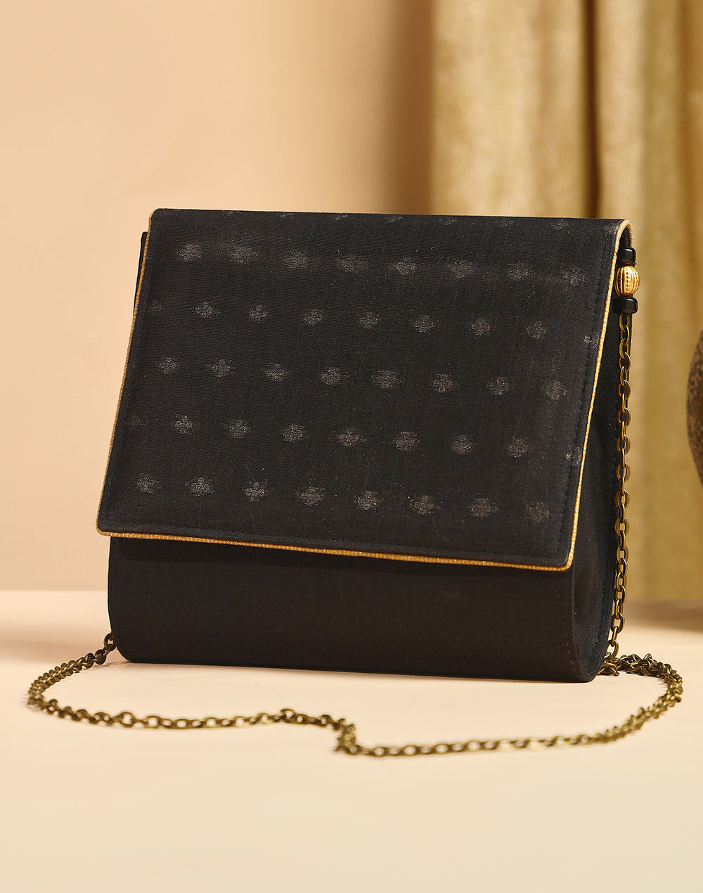 Black Clutch