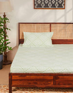 Green Sadhil Cotton Printed Bed Sheet With 1 Pillow Cover