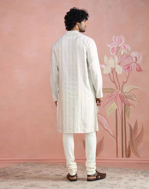 Texture and finish of the Natural Dobby Long Kurta by Fabindia UK