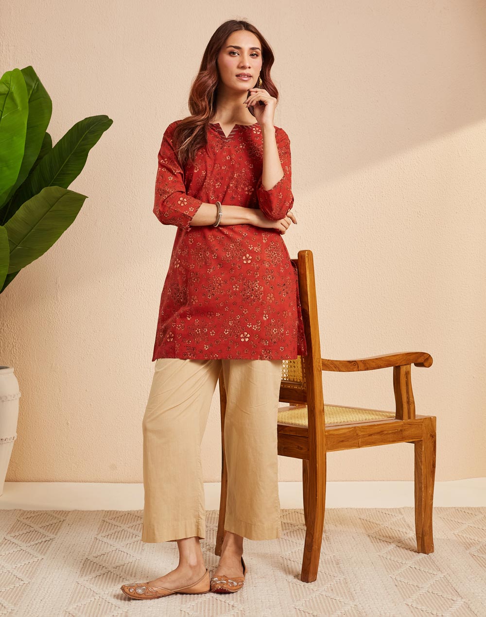 Maroon Cotton Bagru Slim Fit Short Kurta