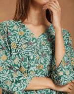 Green Cotton Silk Printed Slim Fit Top