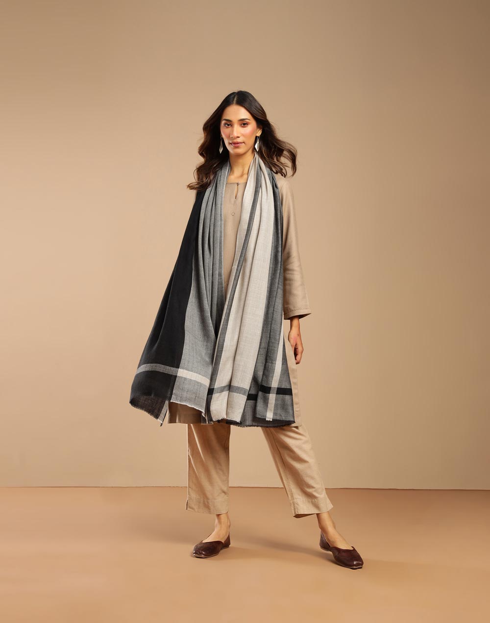 Black-Grey Wool Shawl