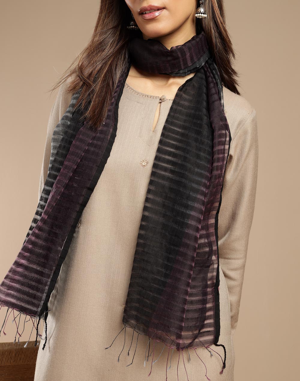 Black Cotton Silk Maheshwari Stole